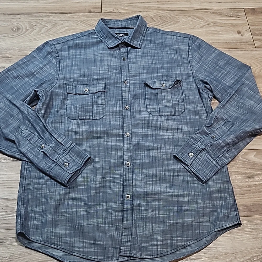 Alfani Regular Fit Long Sleeve Button Up Blue Shirt Men's Medium - Picture 1 of 13